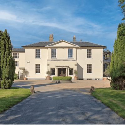 Inside The Manor: The New Forest Estate Where the Weekend Actually Slows Down